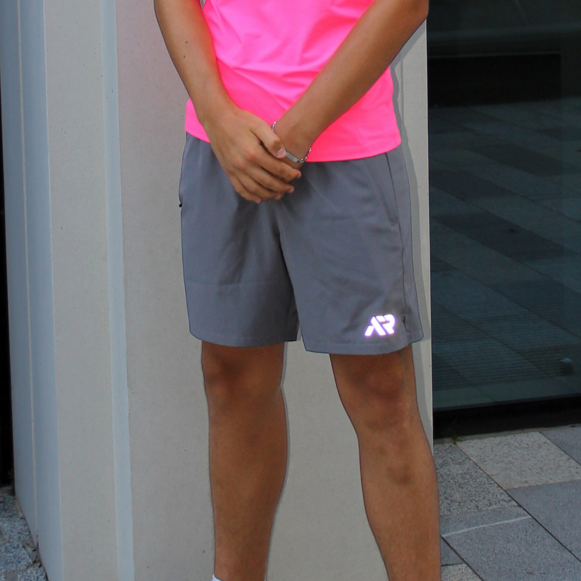 RISE 1.0 SHORTS - GREY/PINK